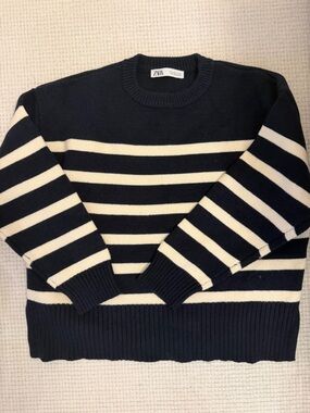 Zara Navy and Cream Striped Sweater